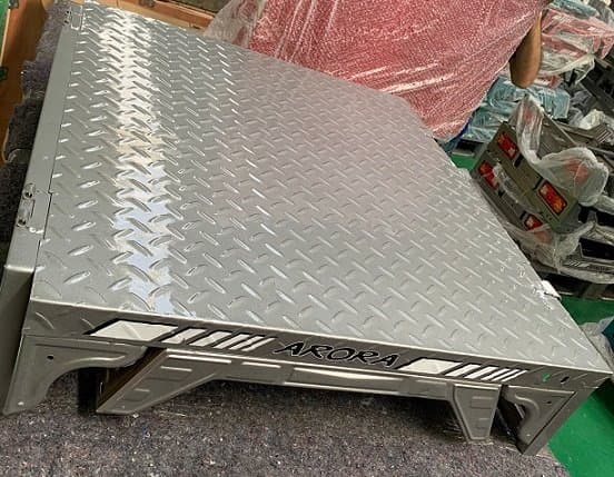 Arka Kasa Kırmızı (Navara NEW X Arora) yedek parça