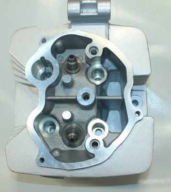 Silindir Üst Kapağı AR150-5 Tricycle (Arora) yedek parça
