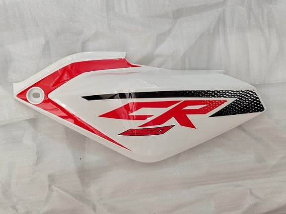 Sol Yan Kapak Kırmızı CR250 Cross (Arora) yedek parça