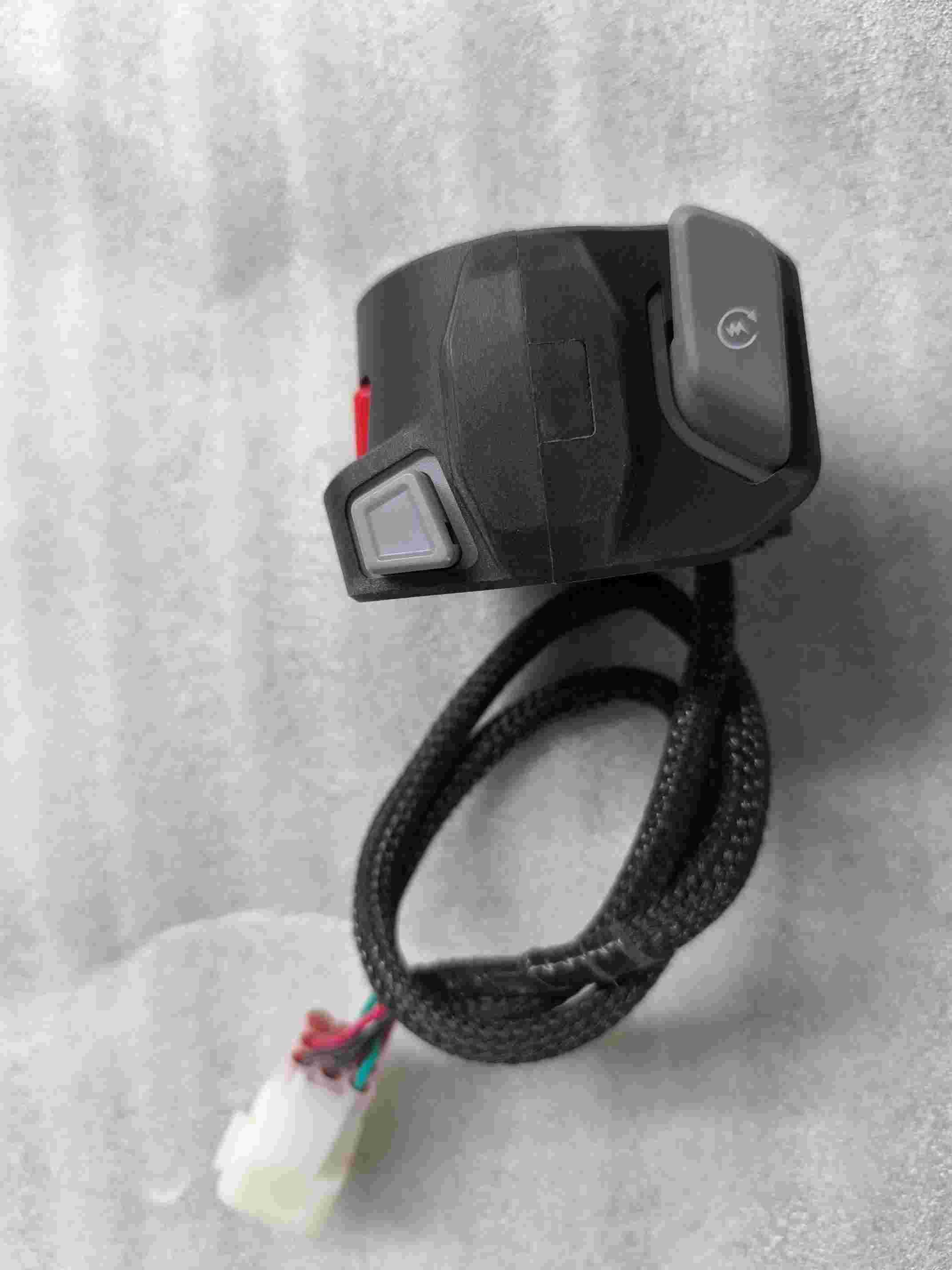 Sağ Kumanda Paneli CP250 Chopper (Arora) yedek parça
