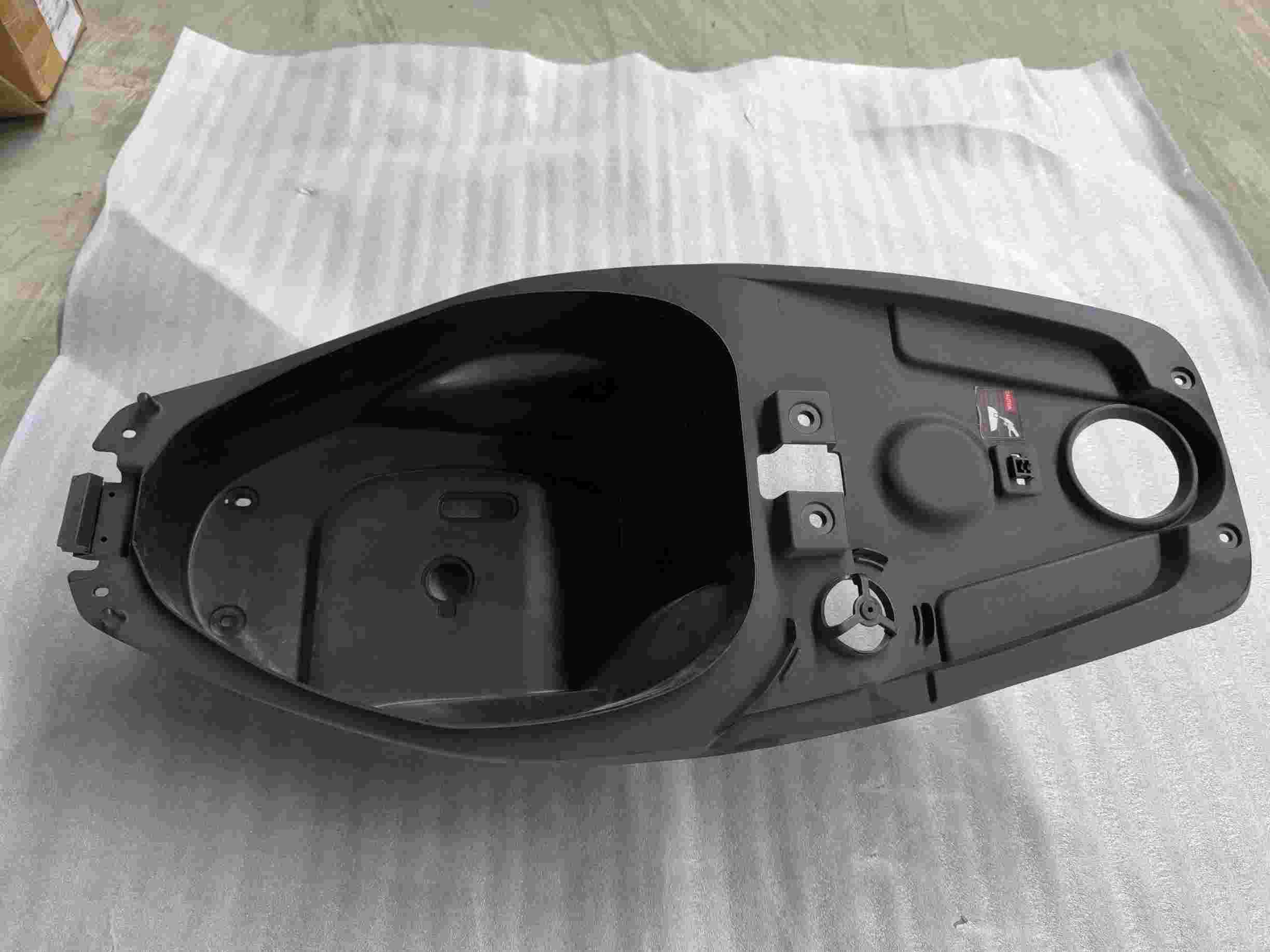Koltuk Altı Bagaj Kutusu CRV 125 Scooter (Arora) yedek parça