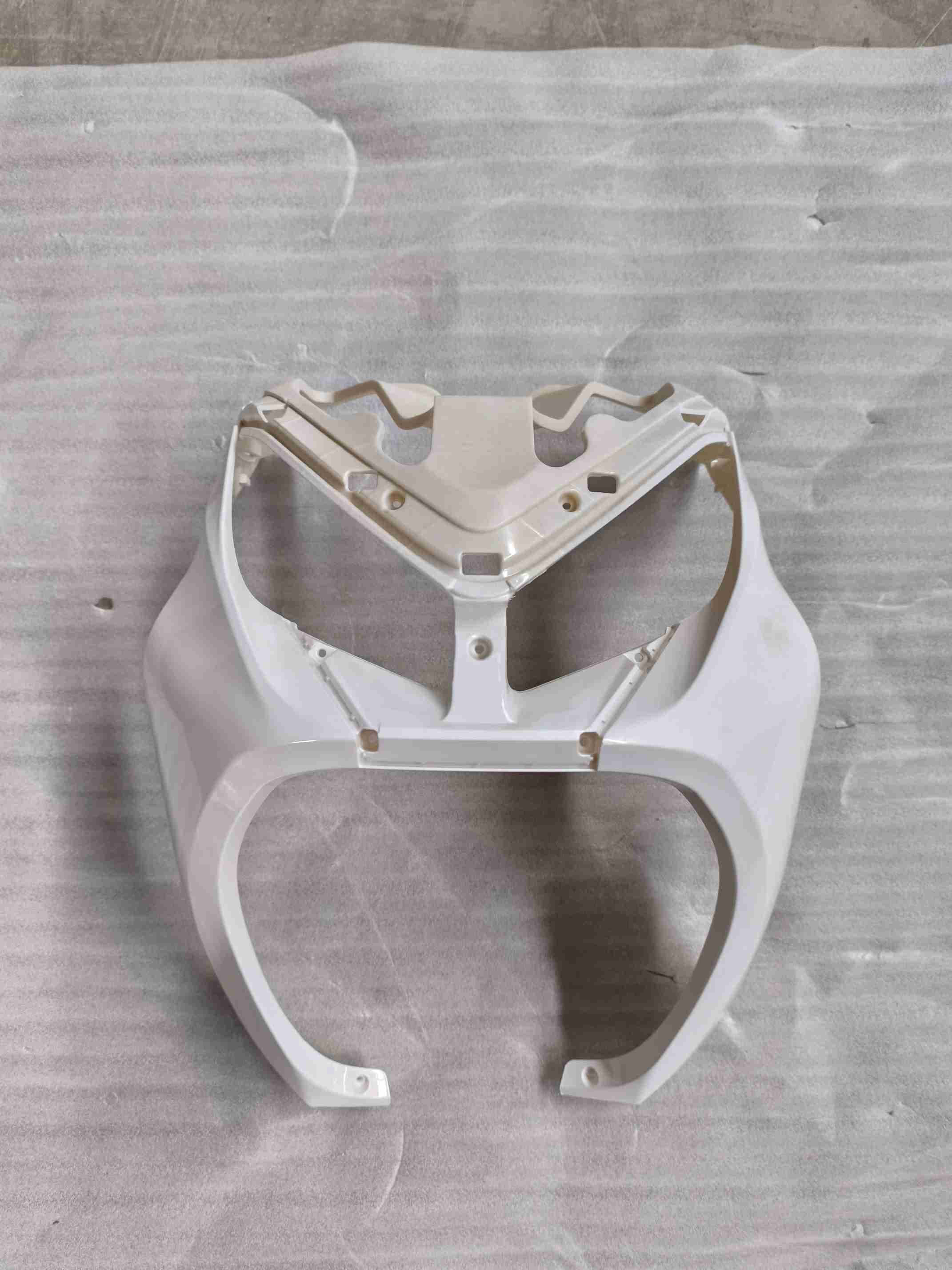 Ön Panel Beyaz Freedom PRO Scooter (Arora) yedek parça