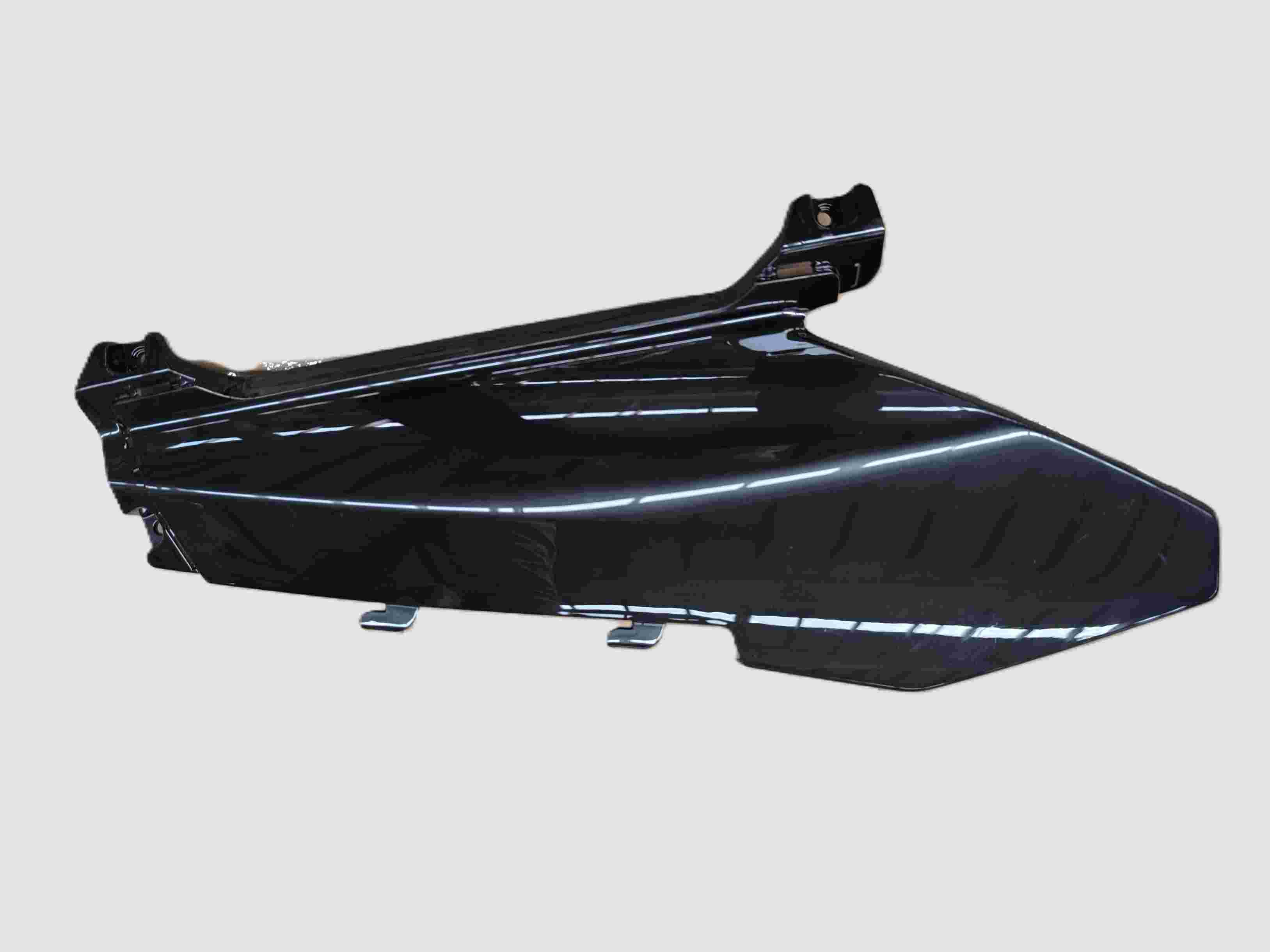 Sağ Koruma Levhası Dek.kapak Siyah ZR7 E-Scooter (Arora) yedek parça