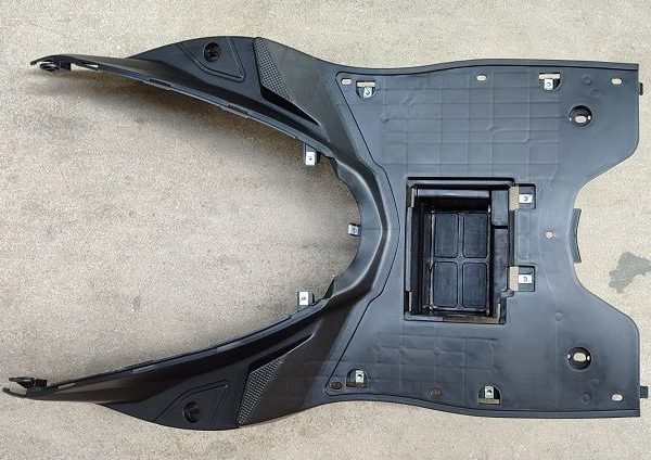 SCOOTER QUANTUM 50 - ALT BASAMAK AKÜ YERİ QUANTUM 125