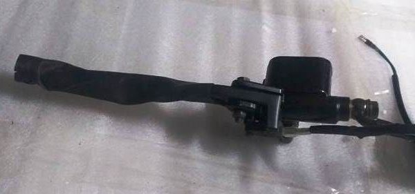 SCOOTER ZRX 200 - ARKA FREN SİSTEMİ ÜST MERKEZ ZRX 200