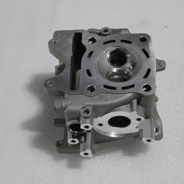 SCOOTER MALIBU PRO - SİLİNDİR ÜST KAPAĞI MALIBU PRO