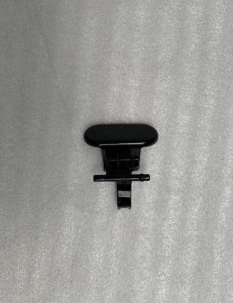 SCOOTER MOJITO PRO S - İÇ PANEL KAPAĞI AÇMA KOLU SİYAH MOJITO PRO S