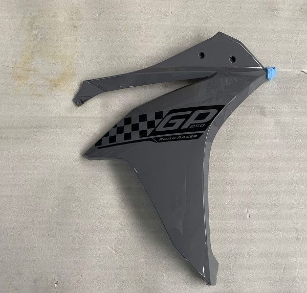 TOURING GP 250 - SAĞ RÜZGARLIK GRİ GP 250