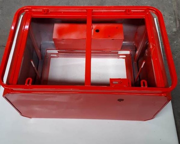 TRICYCLE XLT48A NAVARA (2020 MODEL) - ÖN KOLTUK KASASI KIRMIZI XLT48A NAVARA (2020 MODEL)