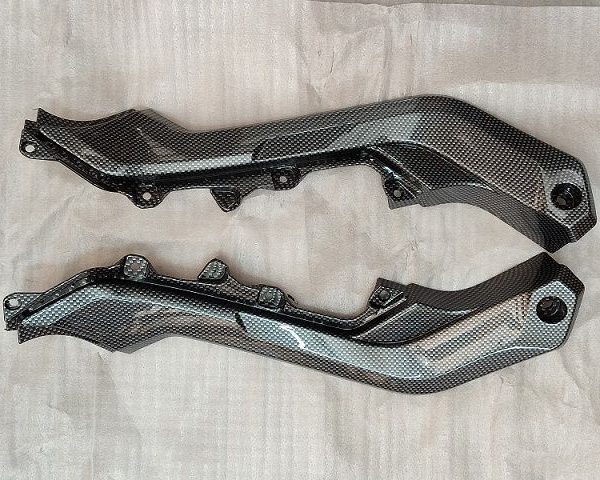 CROSS CR250 - SOL YAN PANEL İÇ PLASTİĞİ ÜST CR250