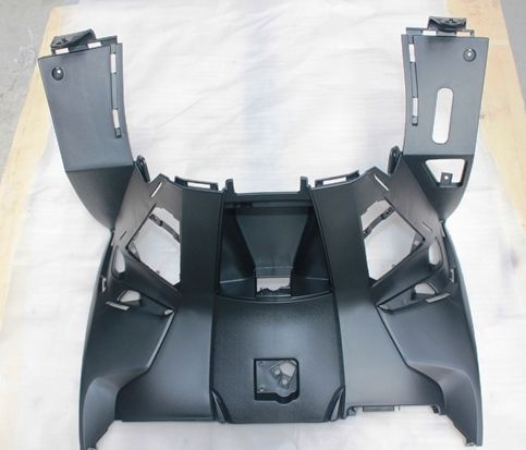 SCOOTER GT 250MAX - İÇ PANEL ALT PLASTİK GT 125