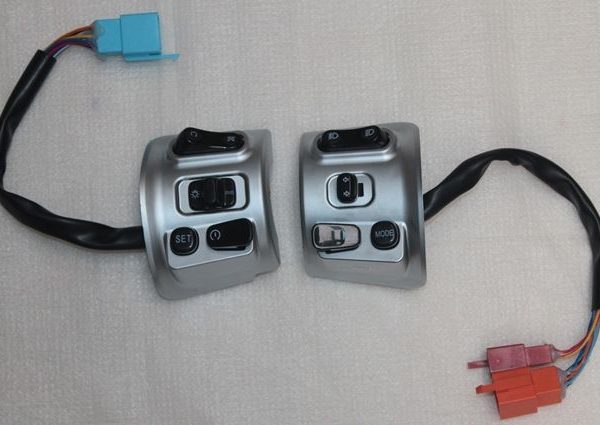 SCOOTER SAFARI 50 - SAĞ KUMANDA PANELİ SAFARI 50