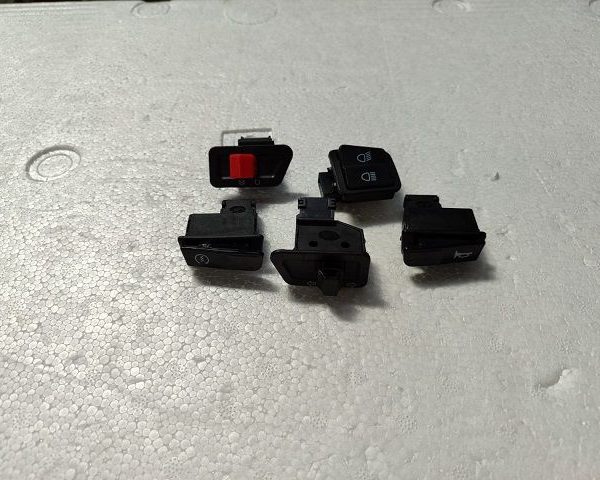 SCOOTER QUANTUM 50 - DÜĞME GRUBU TAKIM QUANTUM 125