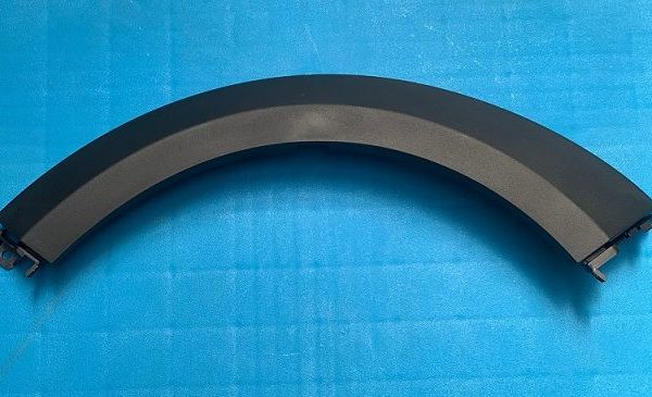 E-OTOMOBİL AR-EV VAN - ÖN SAĞ TEKER ÜSTÜ ÇAMURLUK AR-EV