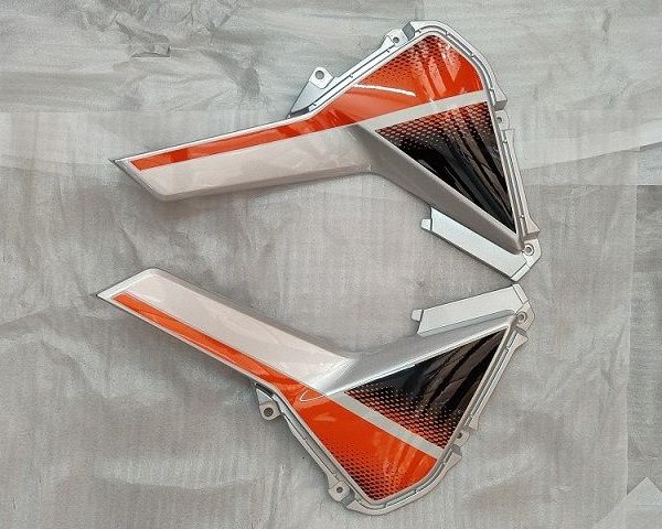 CROSS CR250 - SAĞ KORUMA LEVHASI TURUNCU CR250