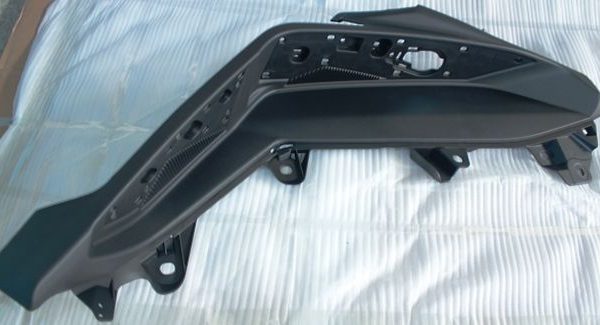 SCOOTER ZRX 200 - SOL BASAMAK PLASTİĞİ ZRX 200