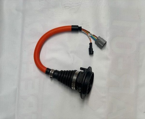 E-OTOMOBİL AR-EV VAN - ŞARJ SOKETİ AR-EV VAN