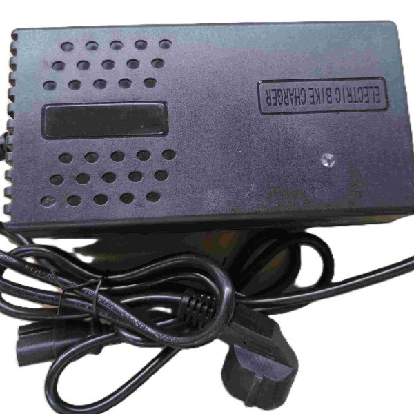 E-SCOOTER ZR7 - ŞARJ CİHAZI (72V / 32AH) GRFF. ZR7