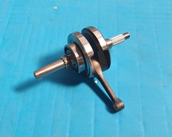 CROSS CR250 - KRANK MİLİ KOMPLE CR250