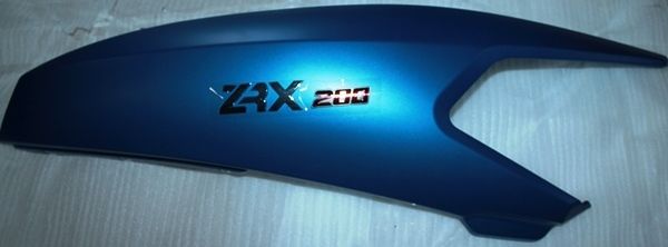SCOOTER ZRX 200 - SAĞ KORUMA LEVHASI BEYAZ ZRX 200